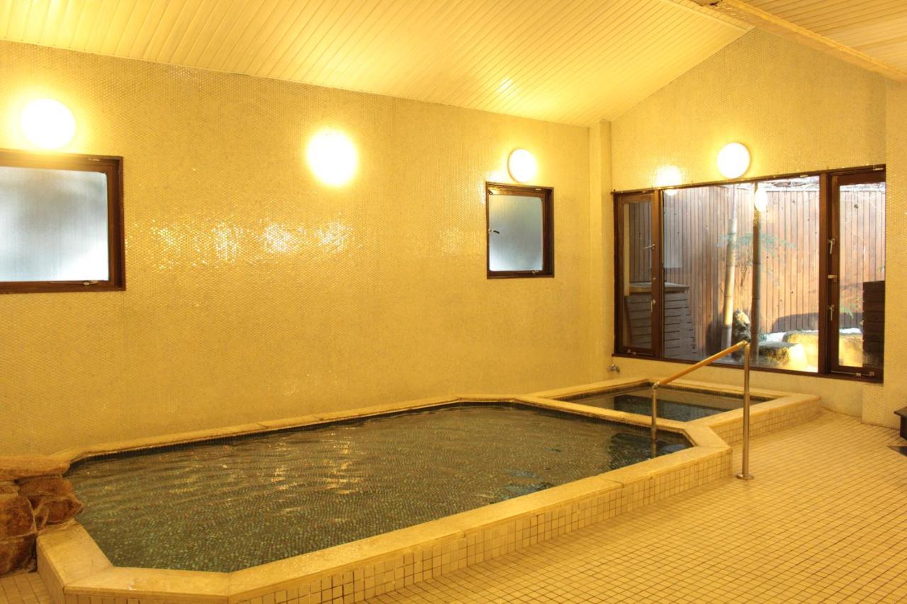 宮島シーサイドホテル 3*